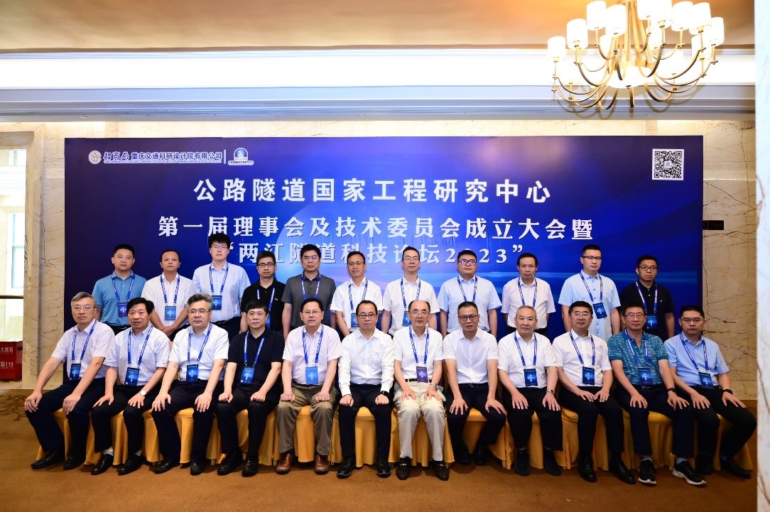 1689380568619030108.jpg 公路2.jpg